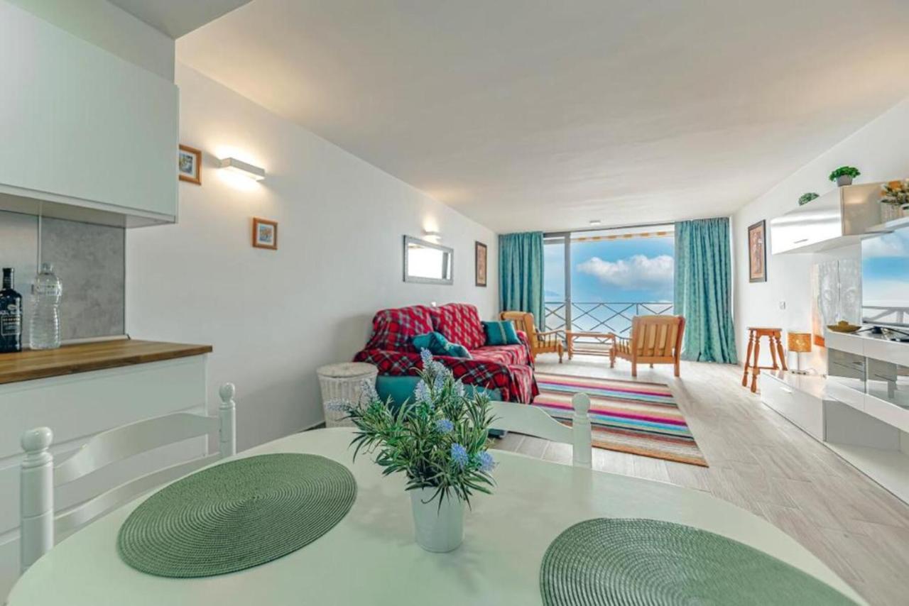 Neptuno Oceanview Suite With Pool And Beach Private Access Puerto de Santiago  Luaran gambar